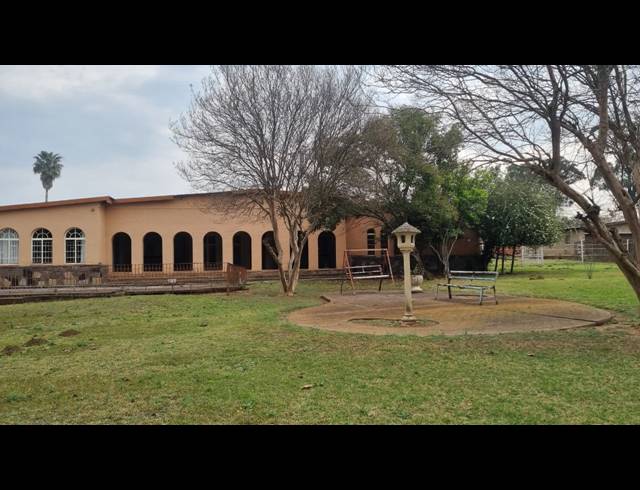 FARM FOR SALE IN NEWCASTLE RURAL